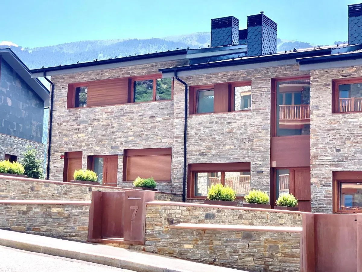 Kokono Luxury Ski Chalet Andorra, El Tarter 0*,