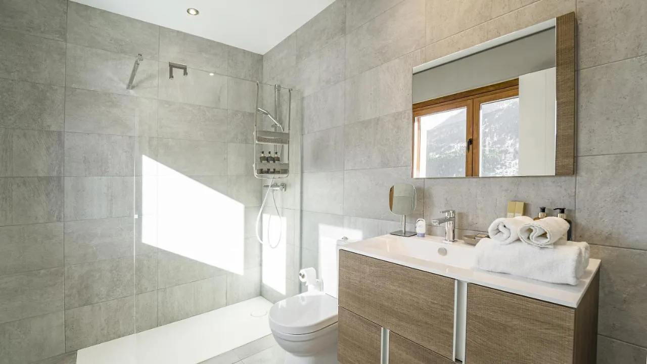 Kokono Luxury Ski Chalet Andorra, El Tarter 0*,
